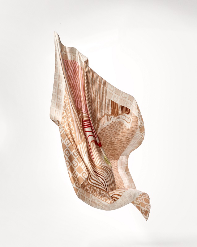 AIGNER_SS2023_Still_SCARF